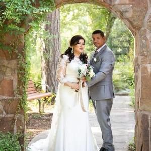 Meet your Posher, Carlos